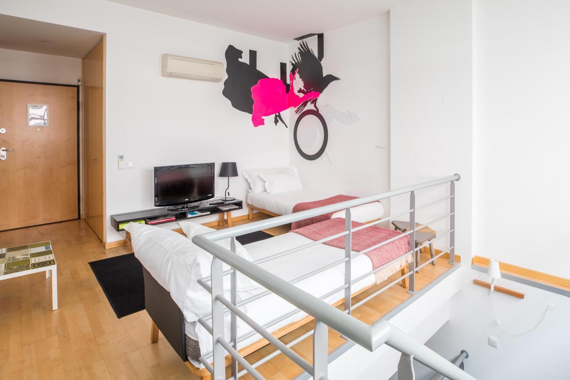 The Lisbonaire Apartments Room photo