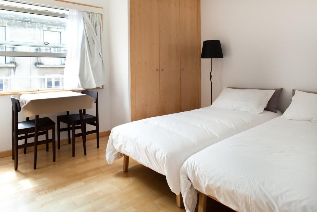 The Lisbonaire Apartments Room photo